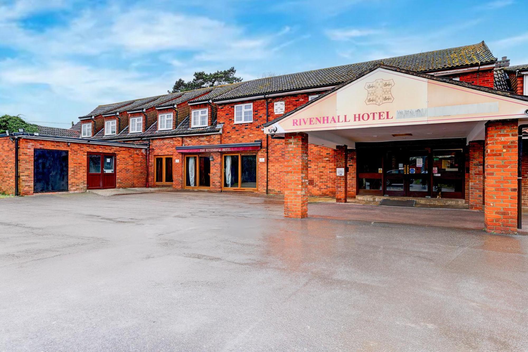 Oyo The Rivenhall Hotel In Witham, Chelmsford Esterno foto